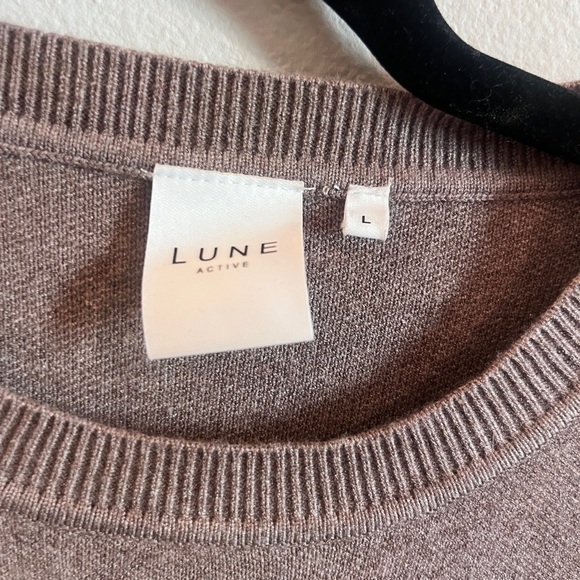 Lune Active Sweater in Taupe SZ L - Picture 2 of 4
